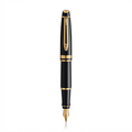 A pure product hero shot of the Waterman Expert Fountain Pen, Gloss Black, 23k GT, isolated on white.